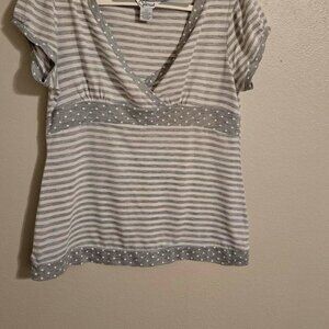 Red Paint L Grey & White Striped Tee / Blouse / Top Polkadot details Cap Sleeve